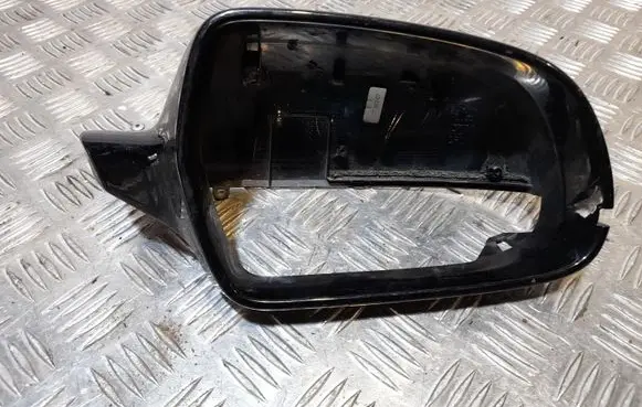 Audi A6 S6 C6 4F Plastic wing mirror trim cover 8F0857528