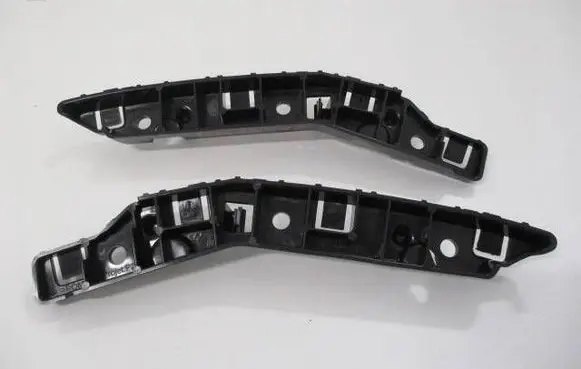 Peugeot 2008 II Rear bumper mounting bracket 9825853680