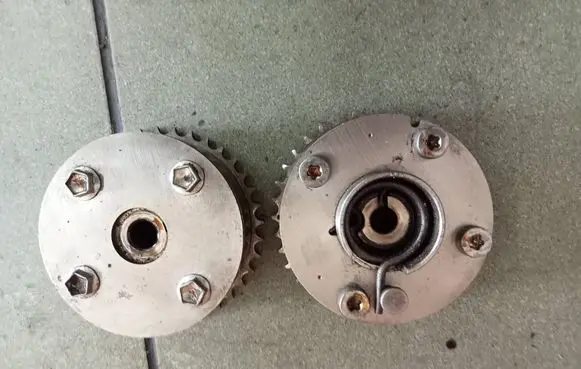 Toyota Avensis T270 Camshaft pulley/ VANOS 1307037010 5J22200427