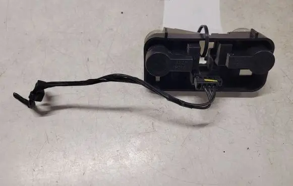Saab 9-3 Ver1 Tail light bulb cover holder