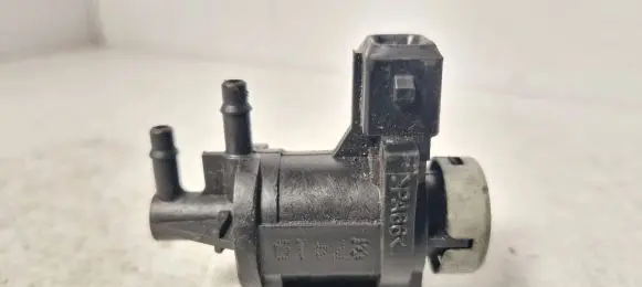 Volkswagen PASSAT B6 Turbo solenoid valve 1j0906283a