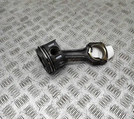 Mercedes-Benz Sprinter W906 Piston A6460300117 A6110300520