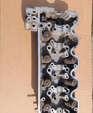 Mercedes-Benz E W124 Engine head 1020160301
