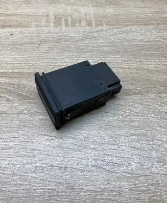 Volkswagen Transporter - Caravelle T4 Windscreen/window heater switch 703959621