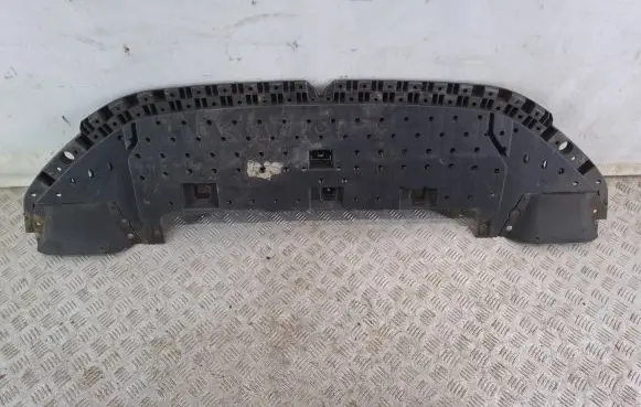 Peugeot 208 Engine splash shield/under tray 9823206580 ZOS99915240