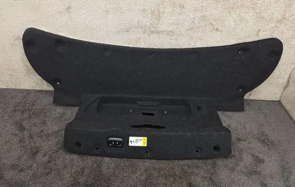 BMW M4 F82 F83 Tailgate trim 7295253