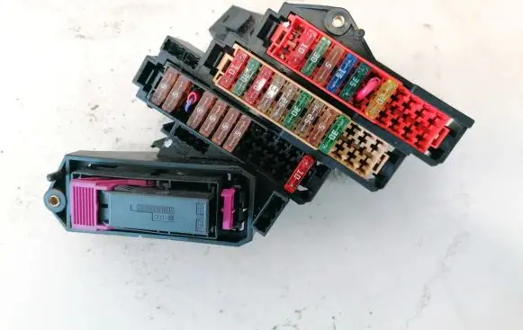 Audi Q7 4L Fuse box set