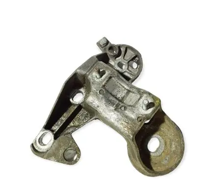 Audi A6 S6 C5 4B Engine mounting bracket 4b0199352b