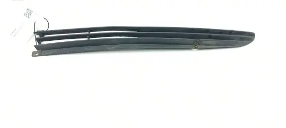 Mercedes-Benz 250 280 C CE W114 Front bumper lower grill