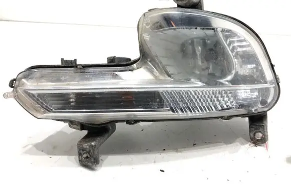 Peugeot 508 Front fog light 9670476180
