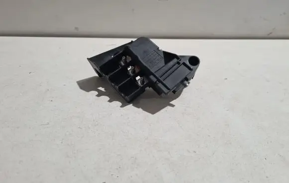 Porsche Macan (95B) Current control relay K995B57B 95B937517B