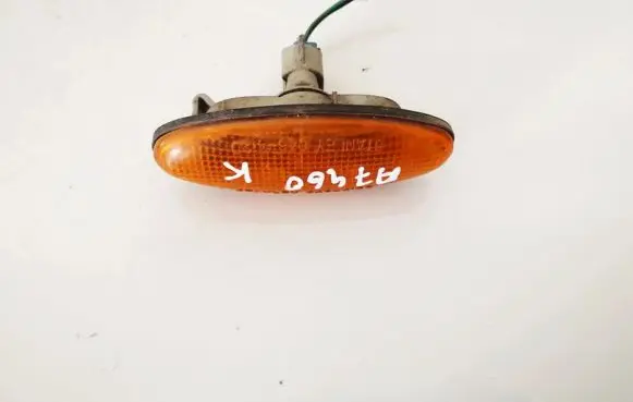 Mazda 626 Front fender indicator light 0464120 046-4120
