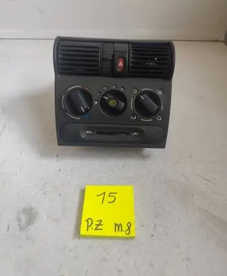 Opel Corsa B Central console control unit 90386821