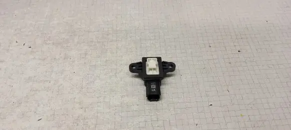 Ford Ecosport Airbag deployment crash/impact sensor GN1514C676AA A03262022 48C2D4D5