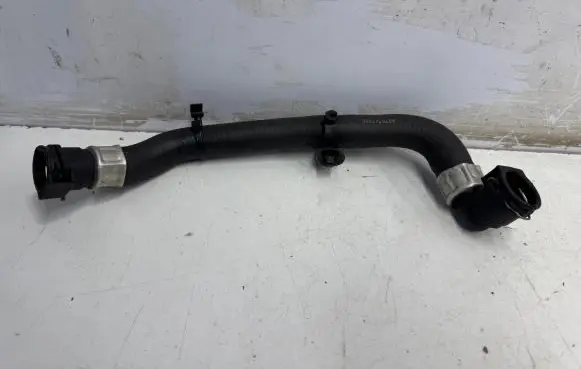 Peugeot 3008 II Engine coolant pipe/hose 9678747680