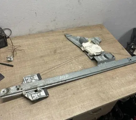 Mercedes-Benz Sprinter W906 Sliding door window regulator with motor A9067200146 ZGS011 9067200146