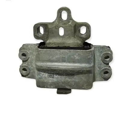 Volkswagen PASSAT B6 Engine mount bracket 3c0199555