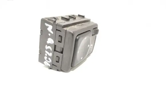 Nissan Quest Wing mirror switch