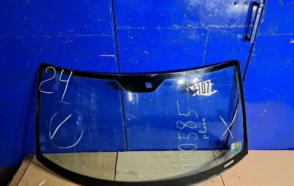 Saab 9-3 Ver1 Front windscreen/windshield window E2043R00342