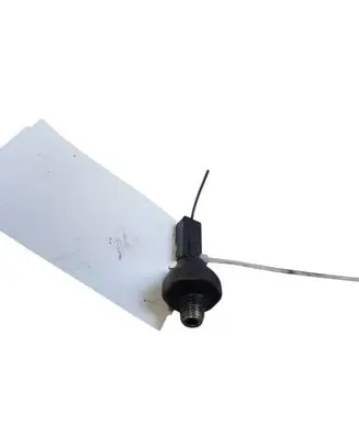 Peugeot 607 Oil pressure sensor