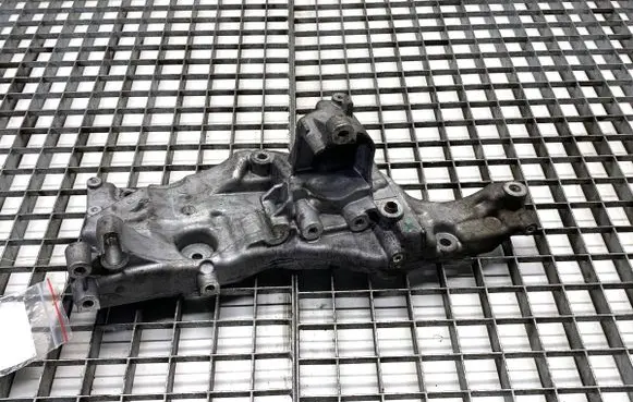 Toyota Proace Generator/alternator bracket 9820041180