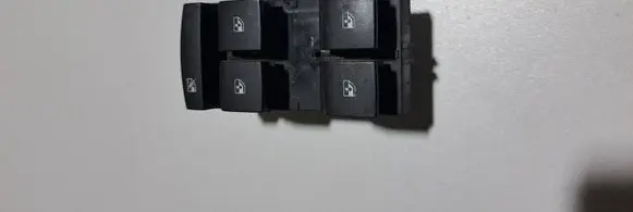 Chevrolet Cruze Electric window control switch 20917577 3019 321474
