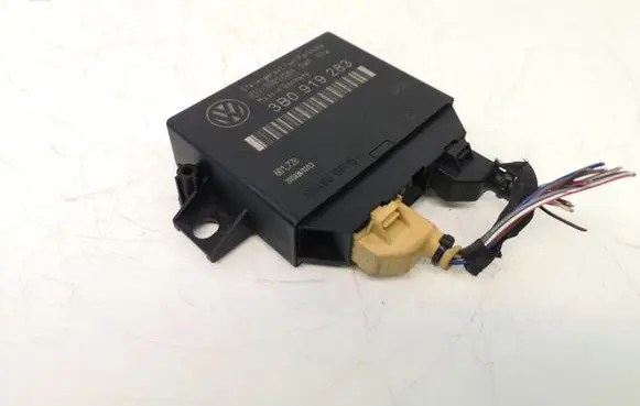 Volkswagen PASSAT B5.5 Parking PDC control unit/module 3B0919283