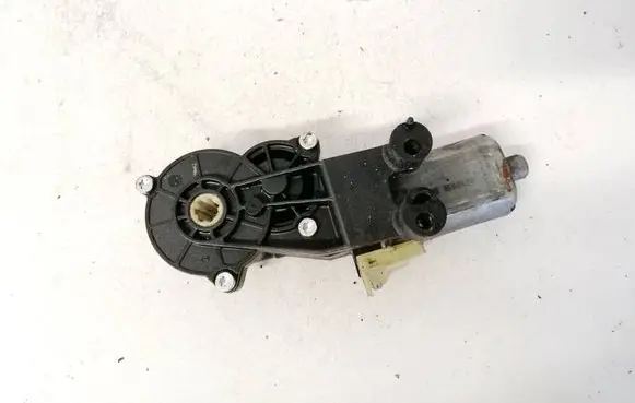 Dodge Magnum Seat adjustment motor 0390203211