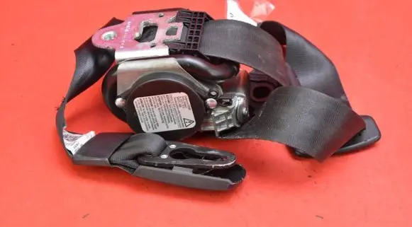 Skoda Superb B6 (3T) Front seatbelt 3T1857702