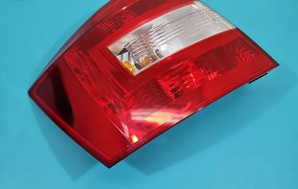 Skoda Rapid (NH) Rear/tail lights 5JJ945311 IMPRK1493452