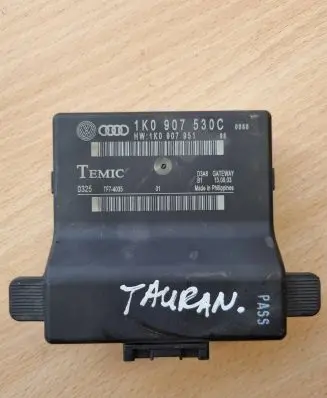 Volkswagen Touran I Gateway control module 1K0907530C 1K0907951