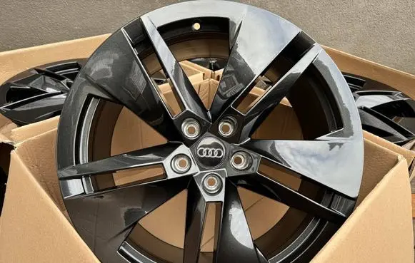 Audi A8 S8 D5 R19 alloy rim 5LA601025C