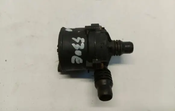 BMW 5 G30 G31 Electric auxiliary coolant/water pump 6834923