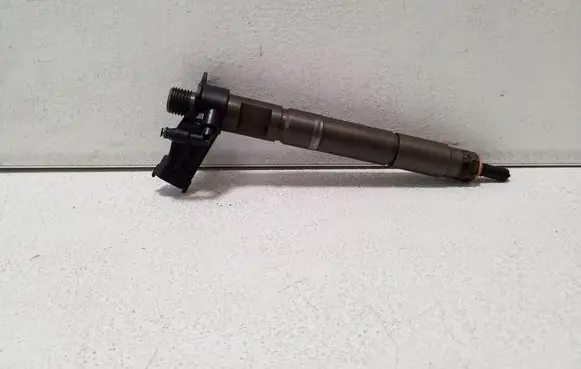 Dodge Nitro Fuel injector 15062058F 0445115067