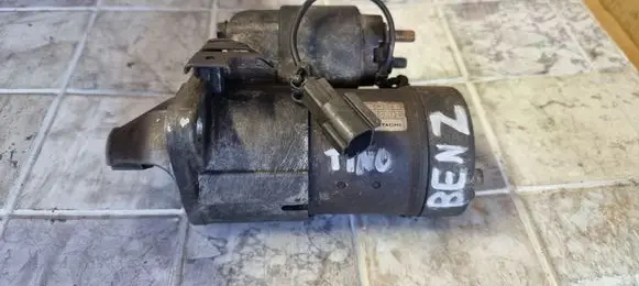 Nissan Almera Tino Starter motor 233000M302 S114800B