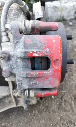 Mitsubishi Lancer VIII Rear brake caliper