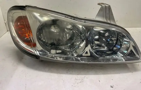 Nissan Maxima Headlight/headlamp