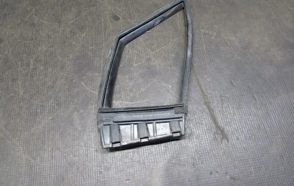Toyota Corolla E210 E21 Rubber seal front coupe door window 