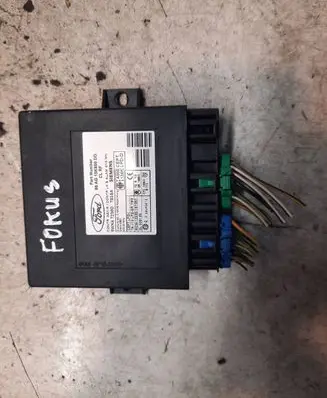 Ford Focus Comfort/convenience module 98AG15K600DD 7230DT83SA