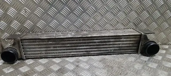 BMW 1 E81 E87 Intercooler radiator