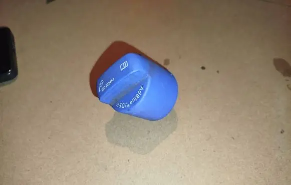 Audi A6 S6 C8 4K Adblue tank cap 5Q0131980C