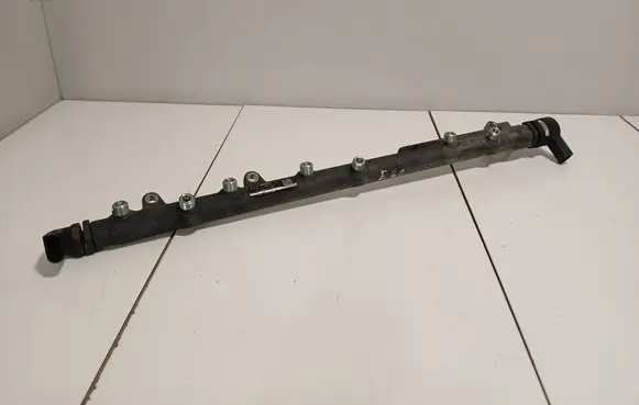 BMW 5 E60 E61 Fuel main line pipe 0445216008 7788679