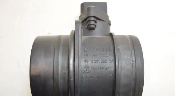 Audi A3 S3 8P Mass air flow meter 074906461B