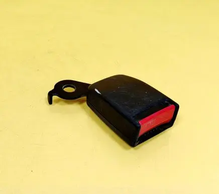 Citroen Xsara Picasso Rear seatbelt buckle 