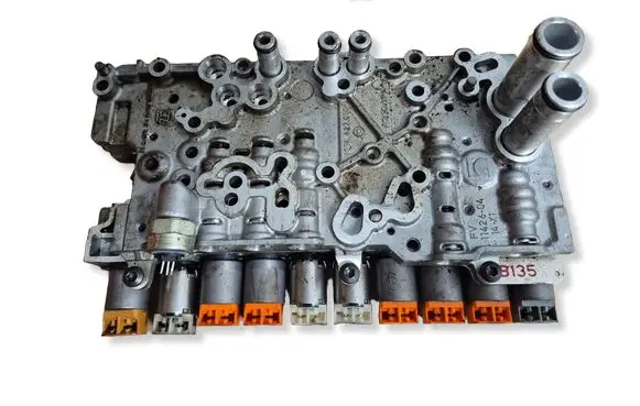 Land Rover Discovery 5 Transmission gearbox valve body 1094427079 1703021947