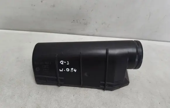 Audi Q3 8U Air intake duct part 8U0805962A