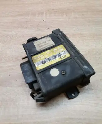 Volkswagen PASSAT B3 Ignition amplifier control unit 750201078 22RT0000