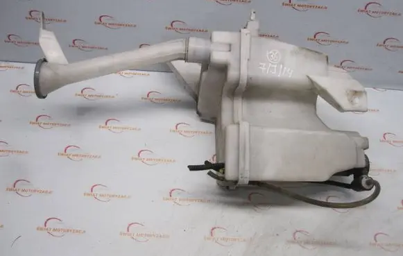 Nissan Juke I F15 Air filter box 