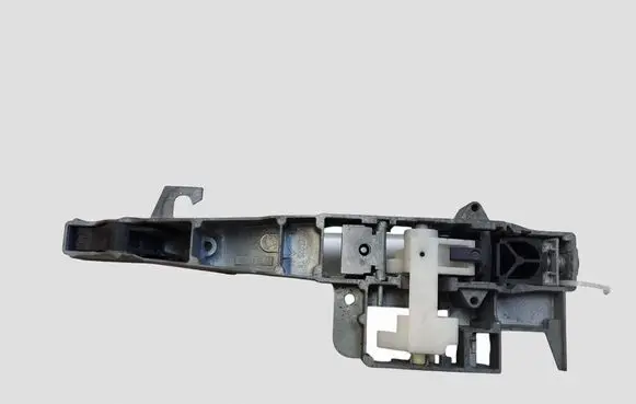 Peugeot 407 Rear door exterior handle