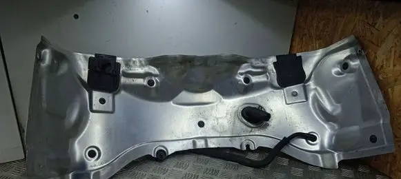 Mercedes-Benz CLS C218 AMG Heat shield in engine bay A2126280140
